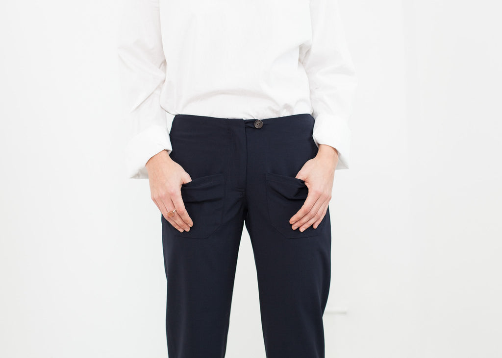 Pantaloni cu buzunare aplicate, bleumarin