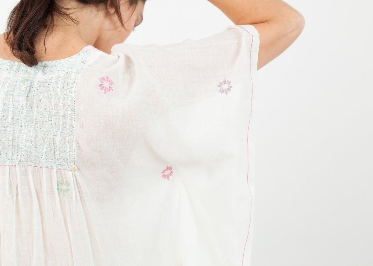 Rochie-cort Florală Albă