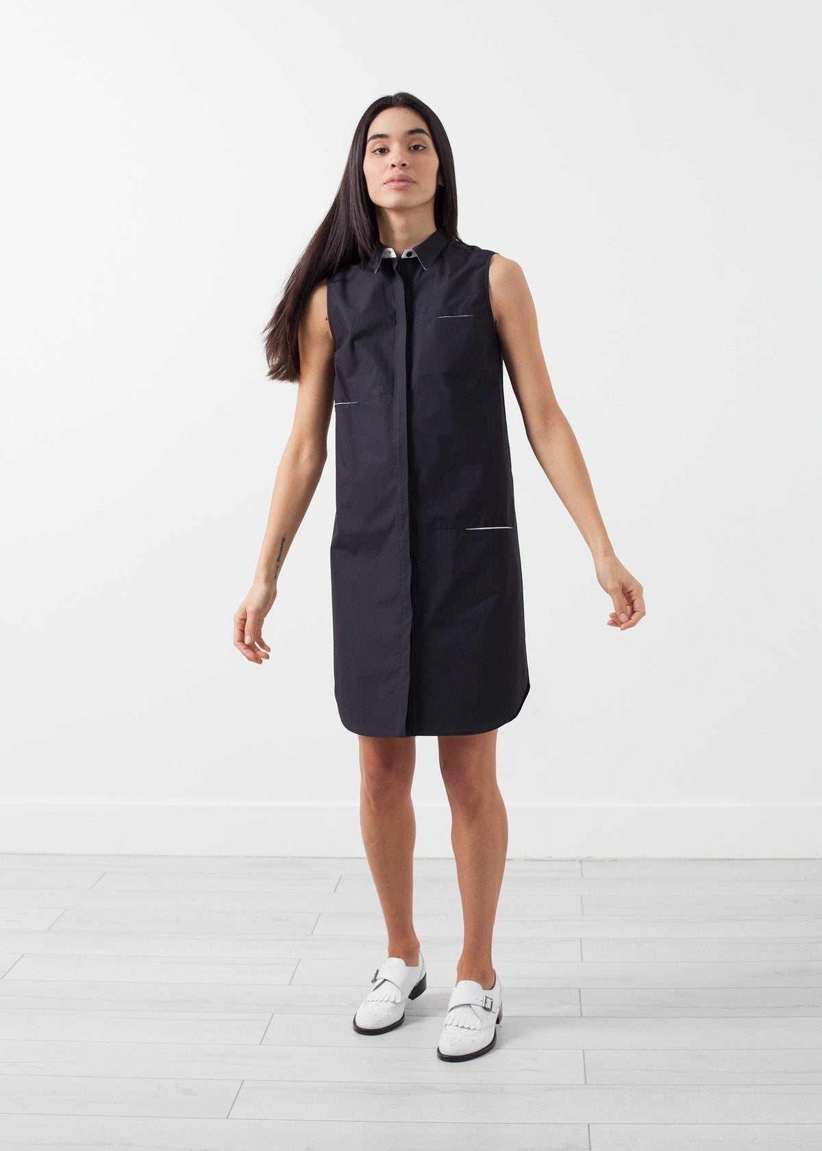 Rochie fără mâneci cu buzunar ascuns