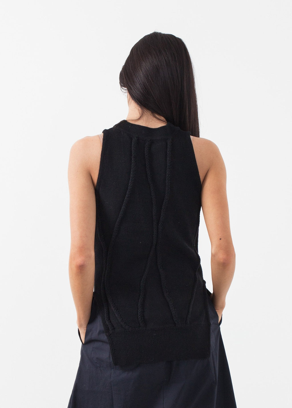 Camiseta sin mangas de punto con rayas curvadas