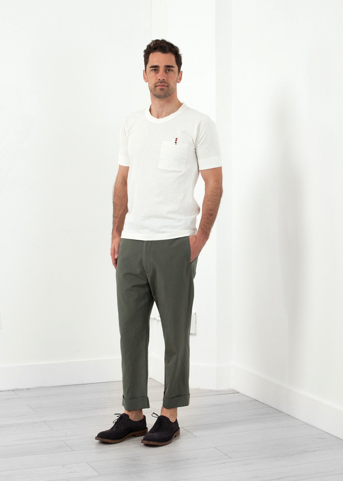 Pantalón con puños delanteros planos