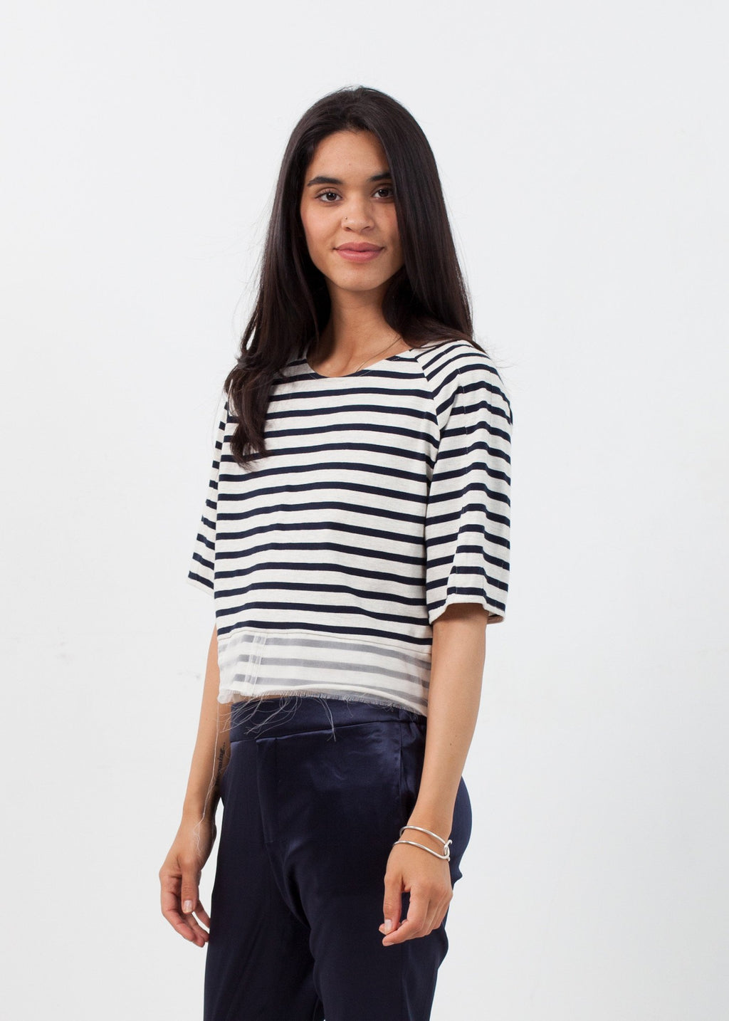 Top con mangas a rayas azul marino